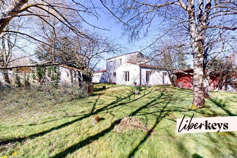 Maison - 153 m² - 6 pièces