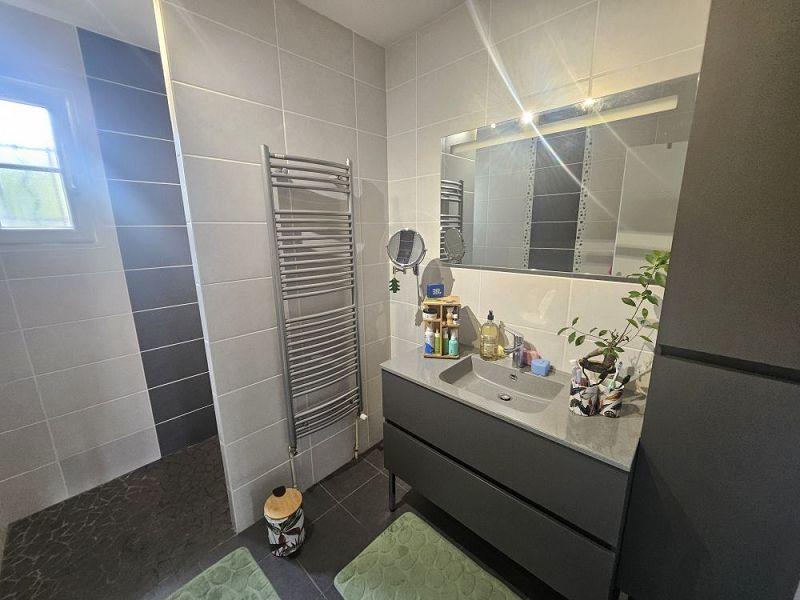 Maison - 102 m² - 6 pièces