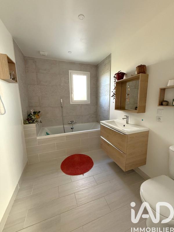 Maison - 98 m² - 4 pièces