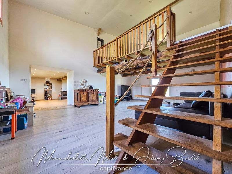 Maison - 147 m² - 4 pièces