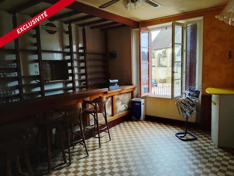 Local commercial - 139 m² - 6 pièces