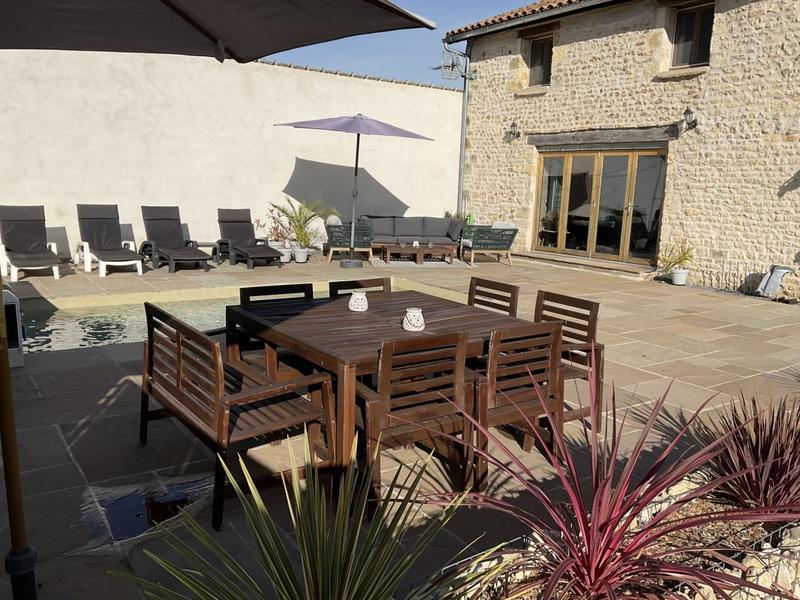 Villa - 460 m² - 30 pièces