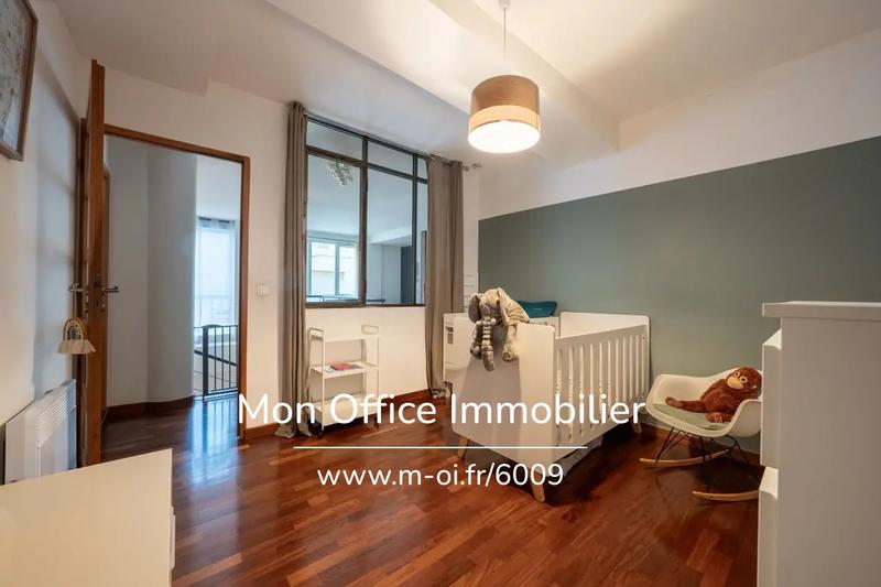Duplex - 120 m² - 4 pièces
