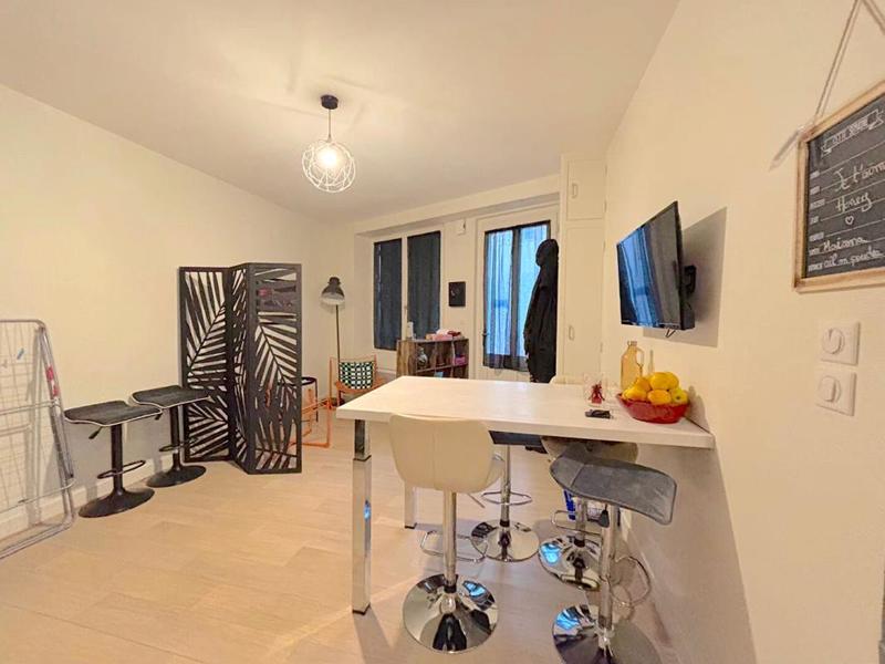 Immeuble - 391 m² - 20 pièces