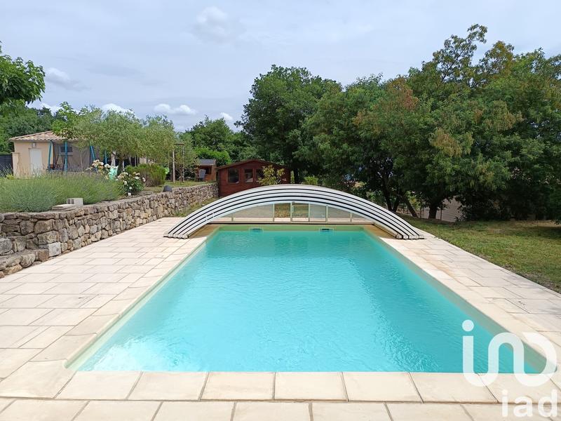 Maison - 198 m² - 8 pièces