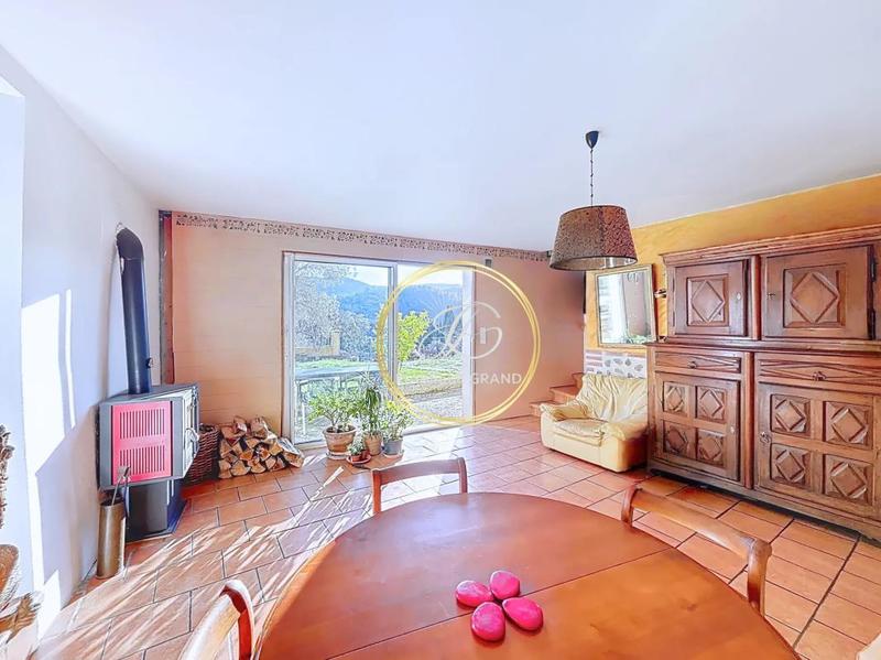 Maison de village - 108 m² - 6 pièces