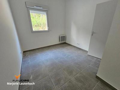 Maison - 79 m² - 4 pièces