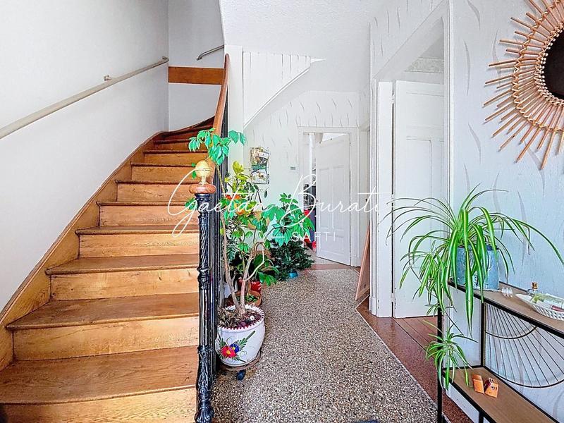 Maison - 85 m² - 5 pièces