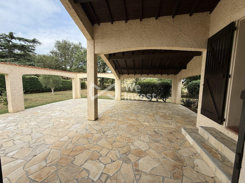 Maison traditionnelle - 140 m² - 5 pièces