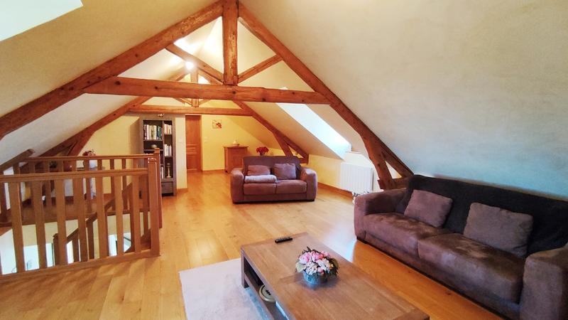 Maison - 168 m² - 7 pièces