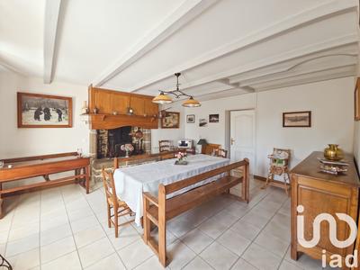 Maison - 207 m² - 10 pièces