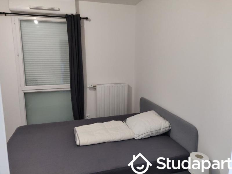 Chambre - 9 m² - 1 pièce