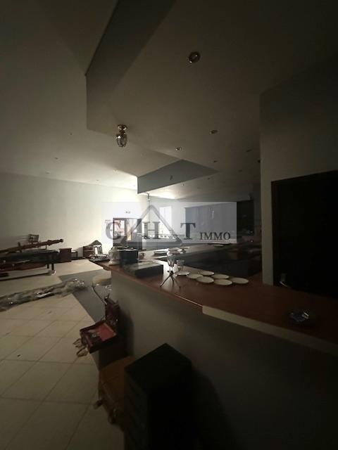 Entrepôt - 1 200 m²