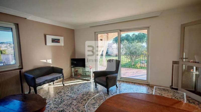 Villa - 102 m² - 6 pièces