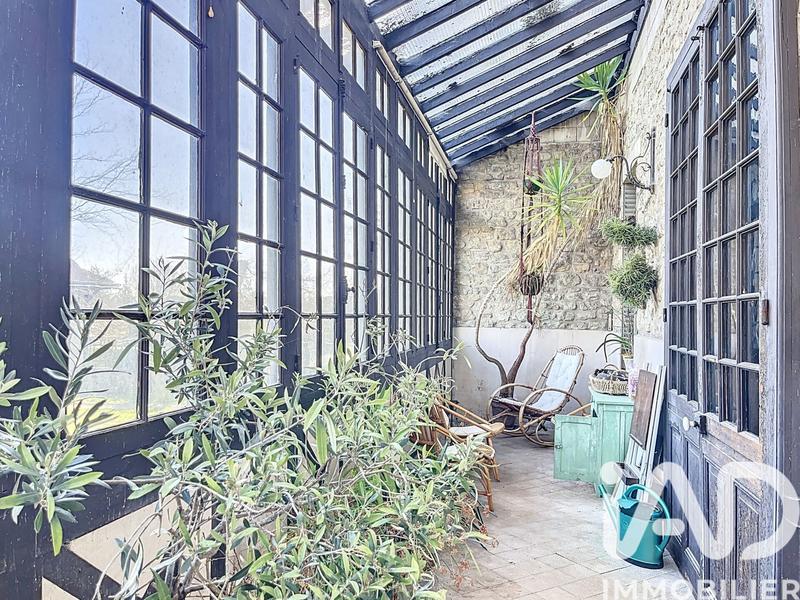 Maison - 453 m² - 12 pièces