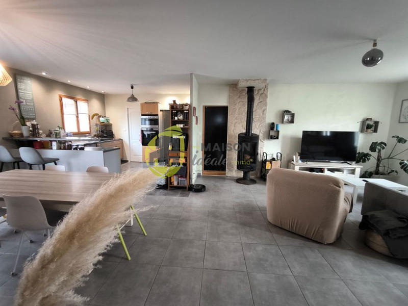 Maison - 153 m² - 7 pièces