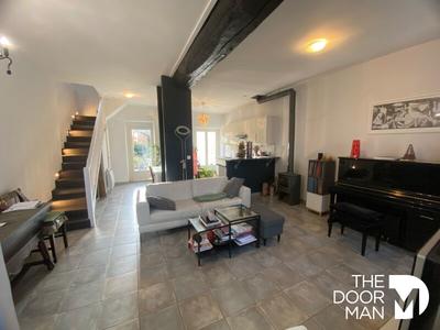 Maison - 98 m² - 4 pièces