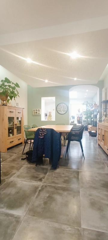 Maison - 97 m² - 5 pièces