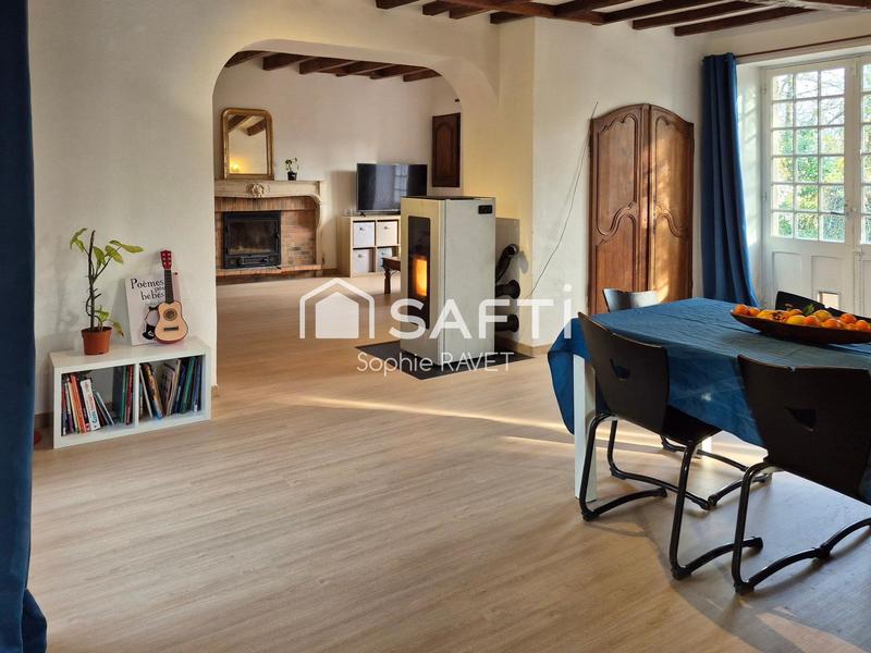 Maison - 150 m² - 9 pièces