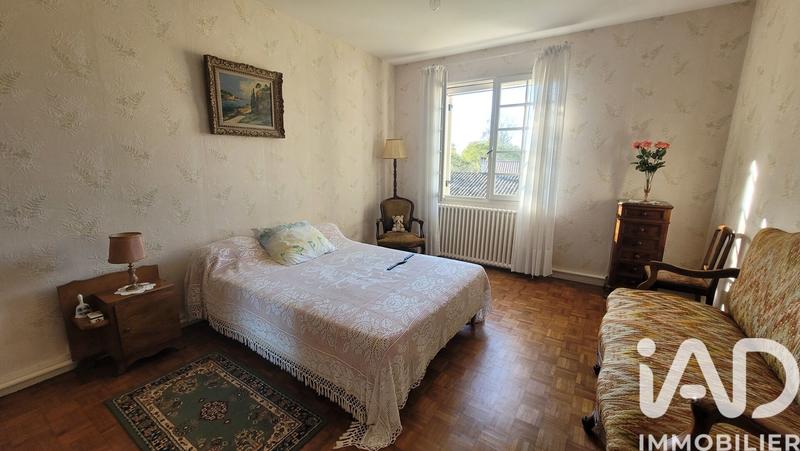 Maison - 185 m² - 7 pièces