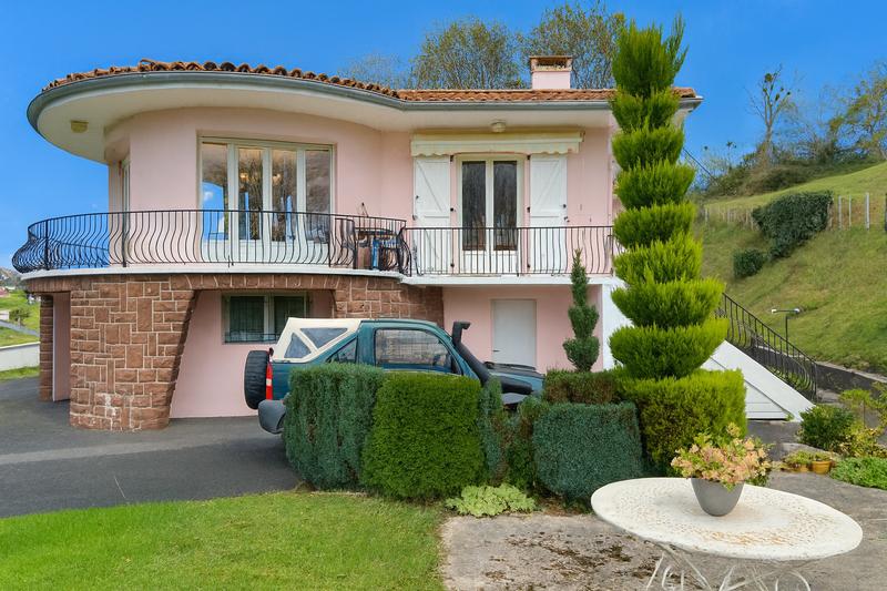 Maison - 150 m² - 5 pièces