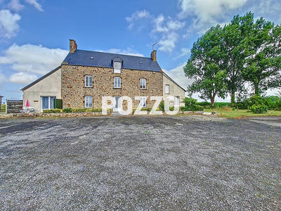 Maison - 216 m² - 7 pièces