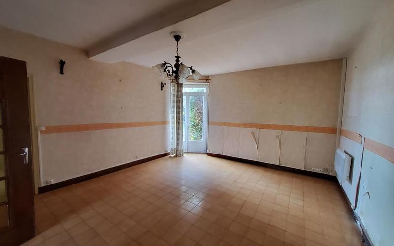 Maison - 98 m² - 5 pièces