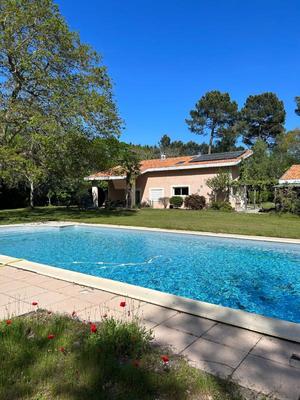 Villa - 218 m² - 7 pièces