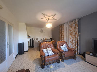 Maison traditionnelle - 106 m² - 5 pièces