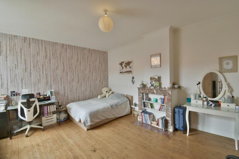 Maison bourgeoise - 245 m² - 8 pièces