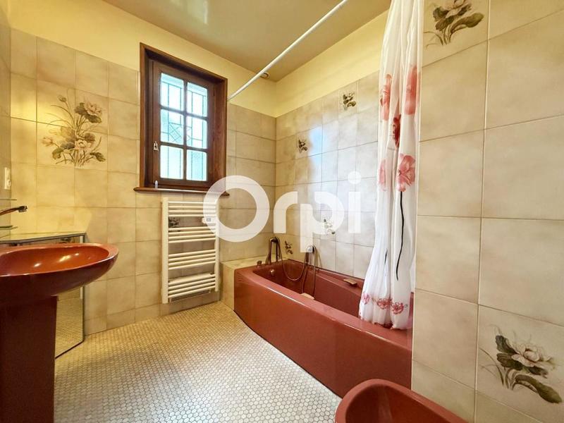 Maison - 160 m² - 7 pièces