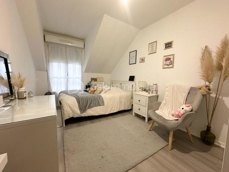 Maison - 98 m² - 5 pièces