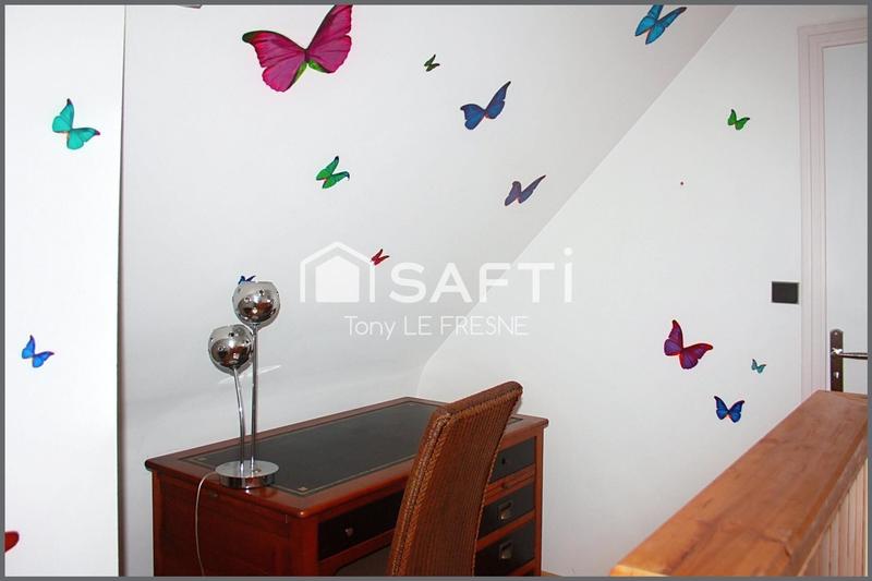 Maison - 94 m² - 6 pièces