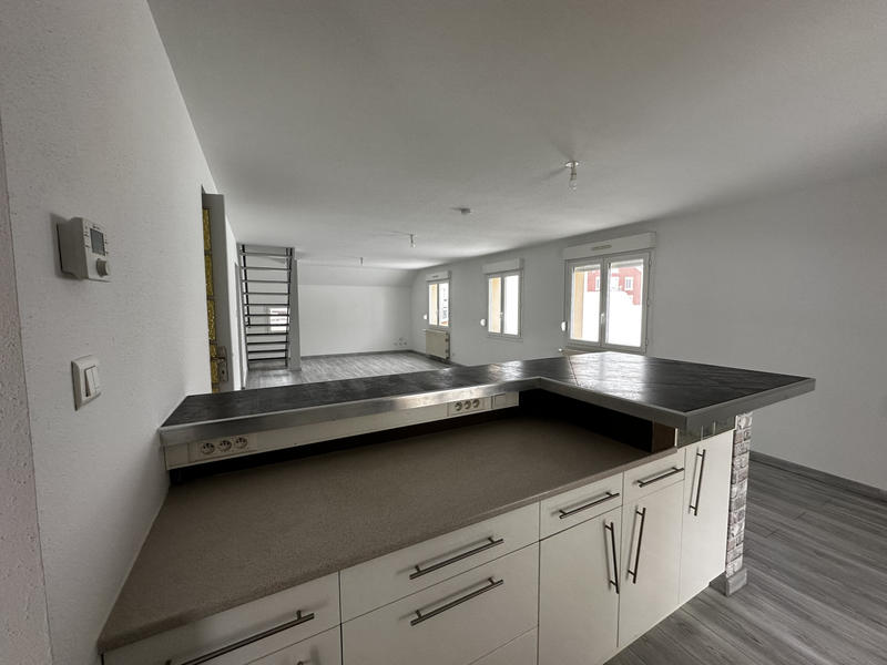 Appartement - 99 m² - 5 pièces