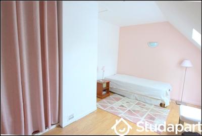 Chambre - 15 m² - 1 pièce