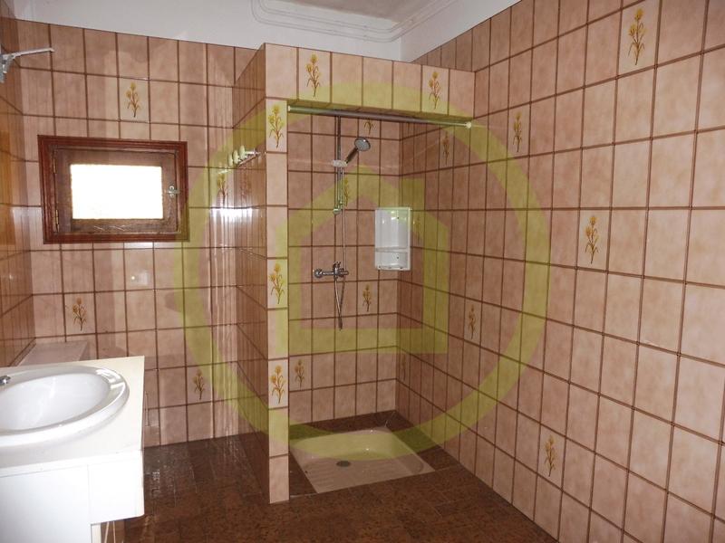 Maison - 177 m² - 10 pièces