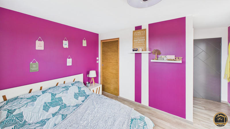 Maison contemporaine - 251 m² - 8 pièces