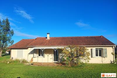 Maison - 98 m² - 5 pièces