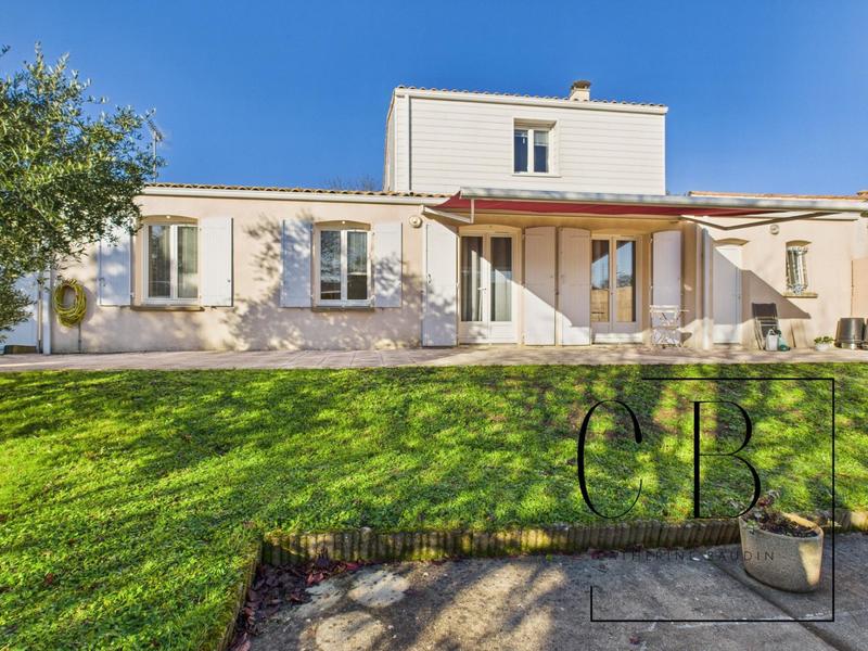 Maison - 115 m² - 6 pièces