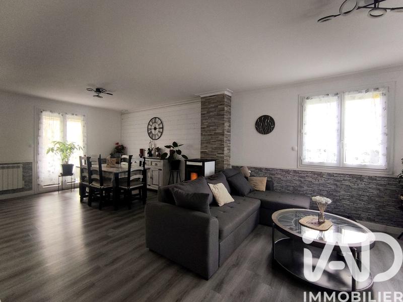 Maison - 95 m² - 5 pièces