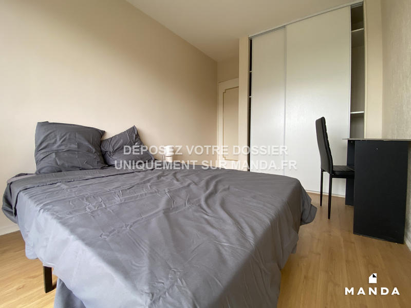 Chambre - 10 m² - 4 pièces