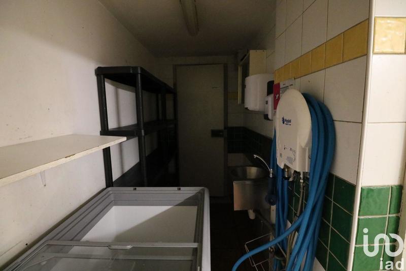 Local commercial - 210 m²