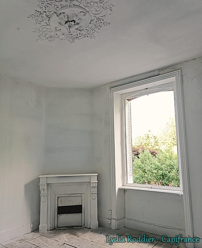 Immeuble - 243 m² - 15 pièces