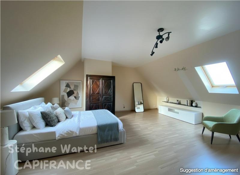 Maison - 181 m² - 9 pièces