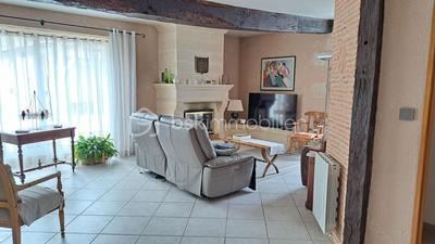 Corps de ferme - 170 m² - 8 pièces