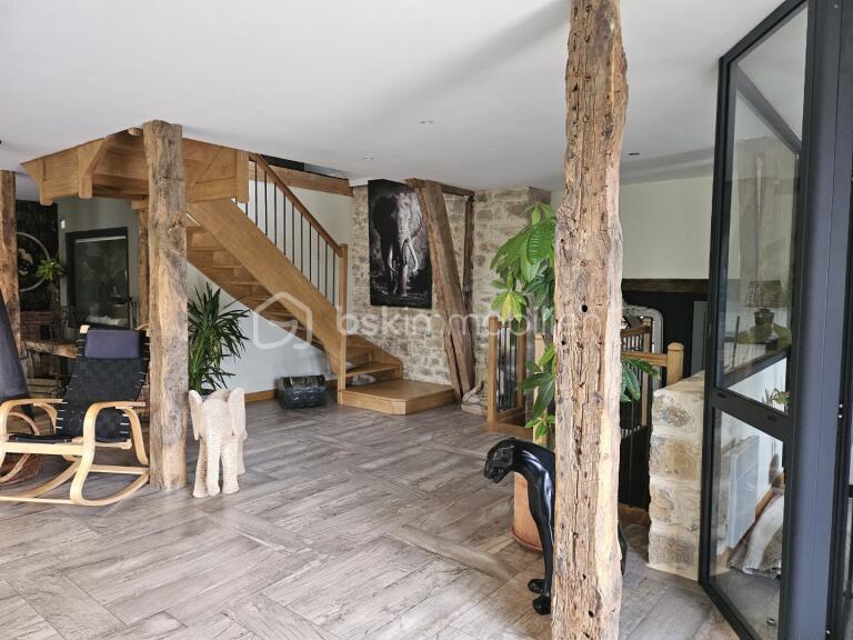 Maison chambre d'hôtes - 490 m² - 12 pièces