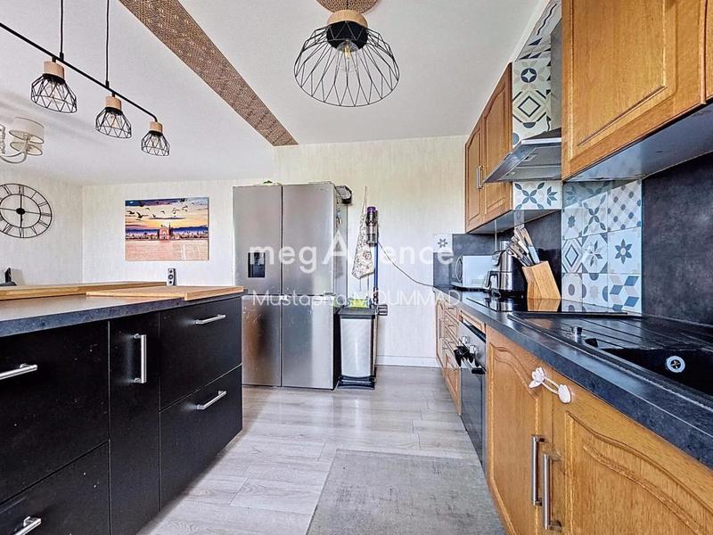 Maison - 147 m² - 5 pièces