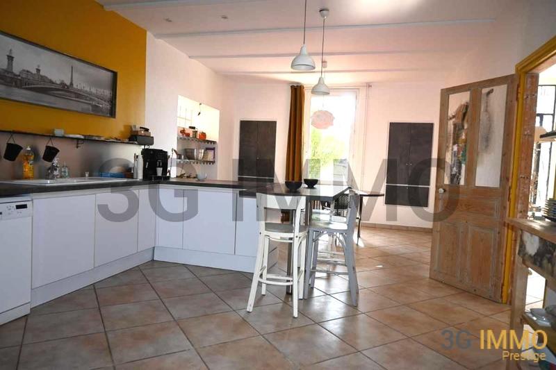 Maison de maîtres - 280 m² - 14 pièces