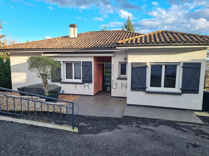 Maison - 96 m² - 4 pièces