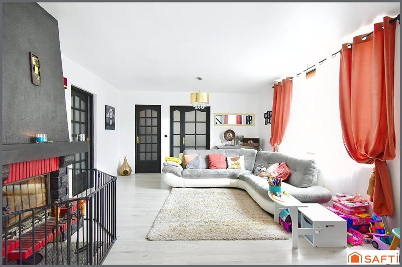 Maison - 200 m² - 7 pièces